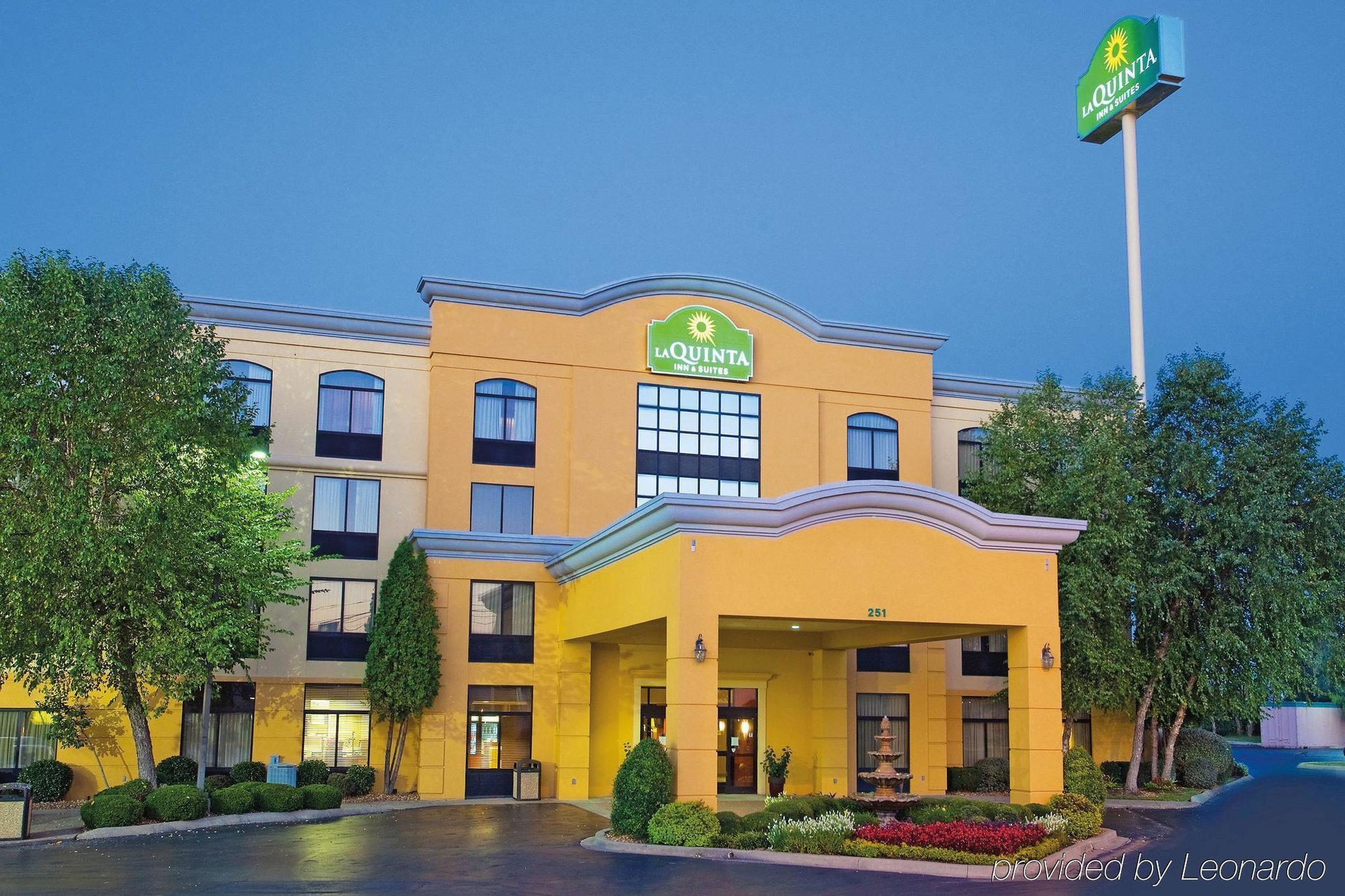 Red Roof Inn Clarksville Bagian luar foto